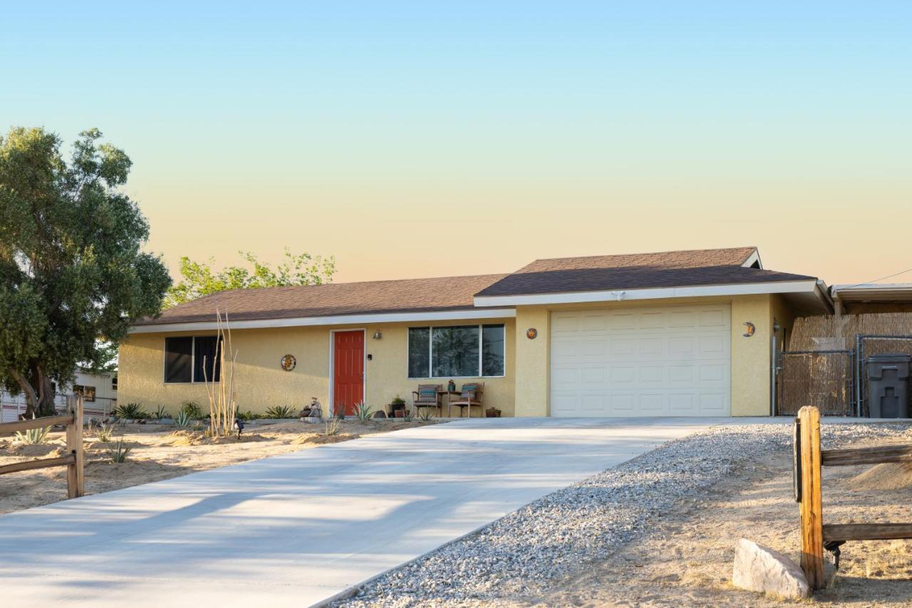 Float Pool, Hot Tub, Sauna, Views, Telescope-Skywatchers Haven Joshua Tree Exteriér fotografie
